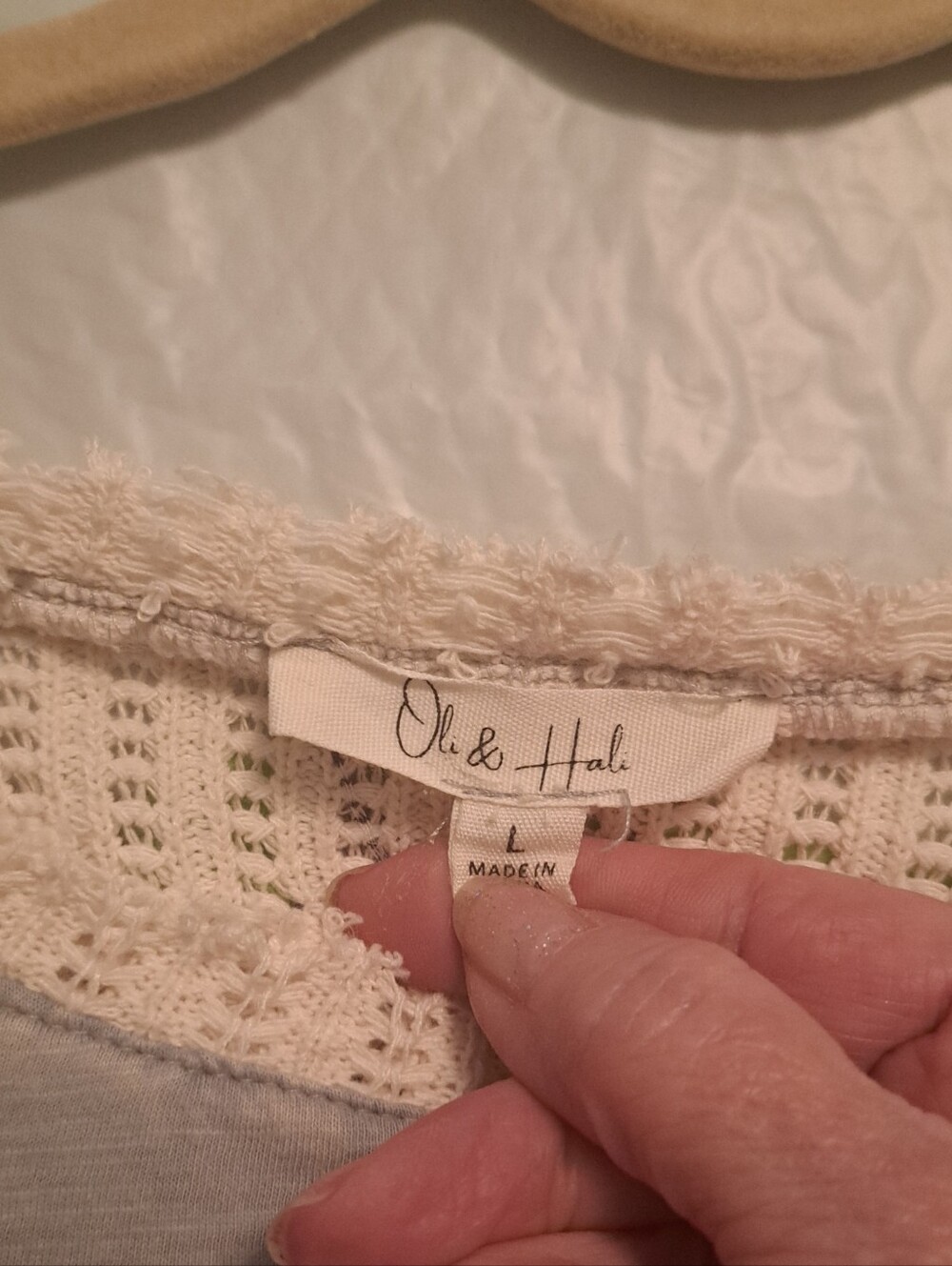 REDUCED!  NWT Oli & Hali Top - Size L - Picture 2 of 5